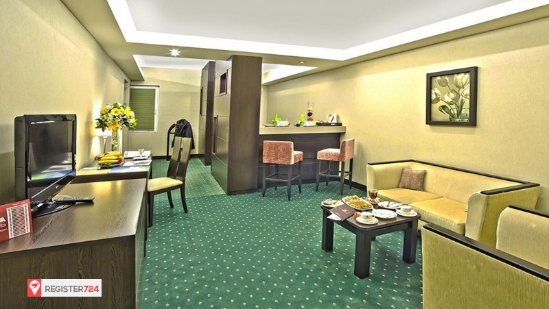 عکس هتل پارسیان اوین